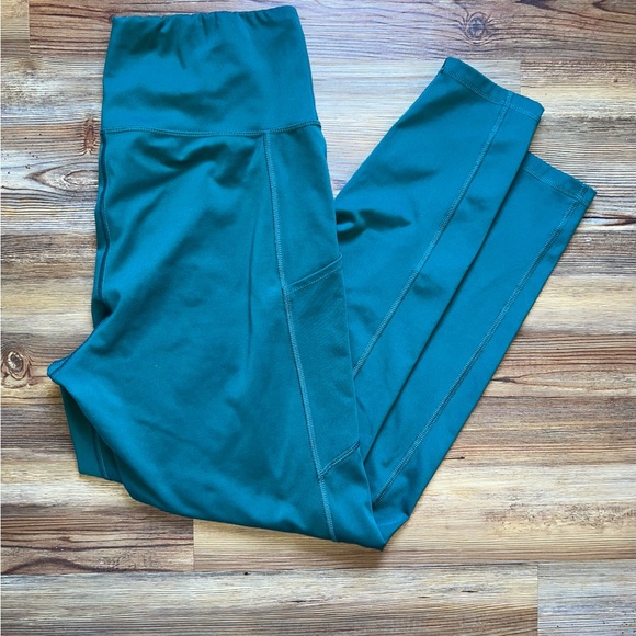 The Everythinf Pocket Leggings - Picture 2 of 4